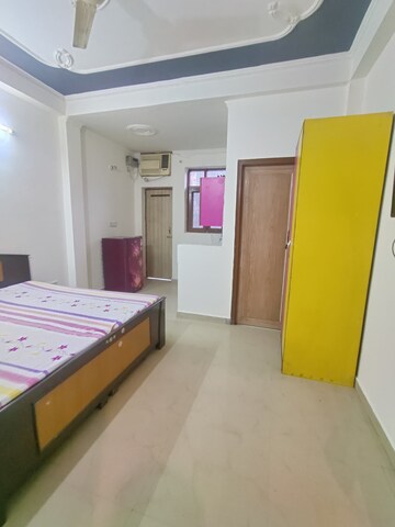 Bedroom in 1 RK Builder Floor at SS 100, Sector 49 – for Rent