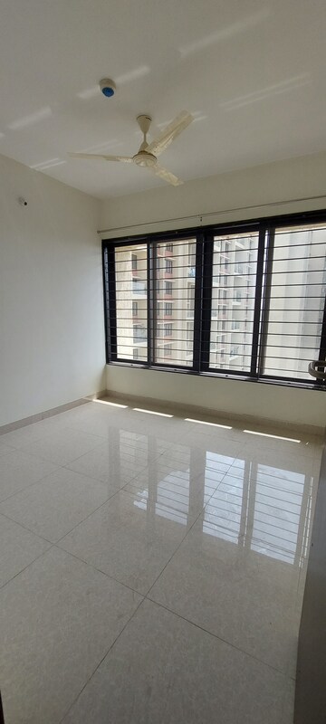 Room in 2.5 BHK Apartment at Magarpatta Nanded City Sargam, Sinhagad – for Sale