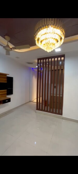 Building Lobby in 3 BHK Builder Floor at Govindpuri – for Sale