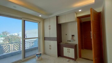  4 BHK Builder Floor at Sector 15 – for Sale