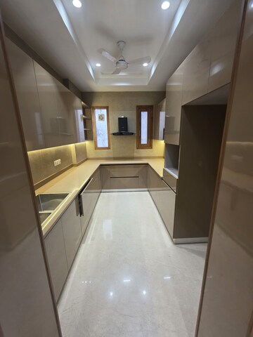 Kitchen in 3 BHK Builder Floor at Ramprastha Colony – for Sale