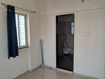 Room in 2 BHK Apartment at Sancheti Eves Garden, Mundhwa – for Rent