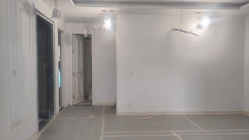 Room in 3 BHK Builder Floor at Sector 15 – for Sale