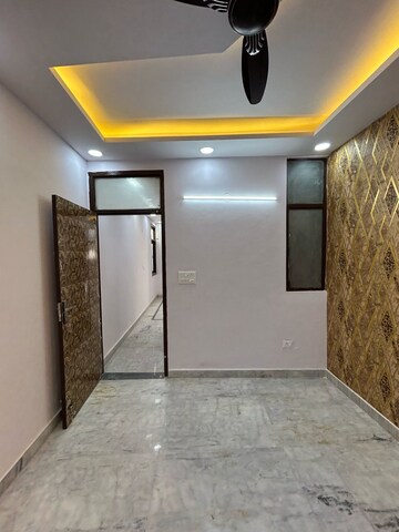 Building Lobby in 2 BHK Builder Floor at Govindpuri – for Sale