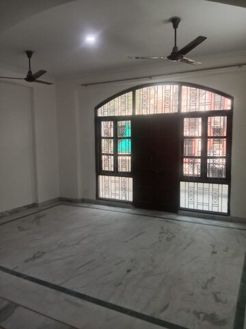 3 BHK Independent House For Rent in RWA Apartments Sector 52, Sector 52