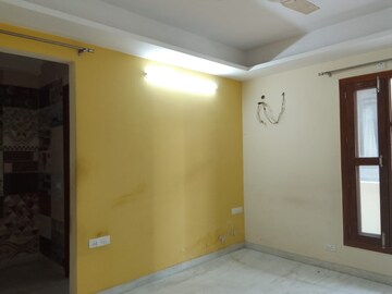 Room in 3 BHK Builder Floor at MVL IPark, Sector 15 – for Rent
