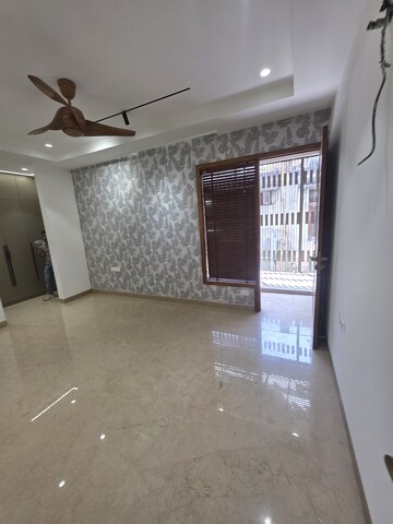 Kitchen in 4 BHK Builder Floor at Ramprastha Colony – for Sale