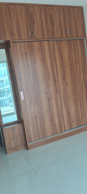 Furnished Amenities in 2 BHK Apartment at Signature Global Proxima, Sector 89 – for Rent