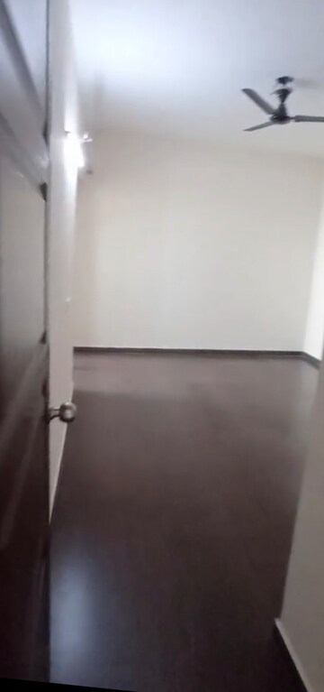 Room in 3 BHK Apartment at GH-7 Crossings Republik, Vijay Nagar – for Rent