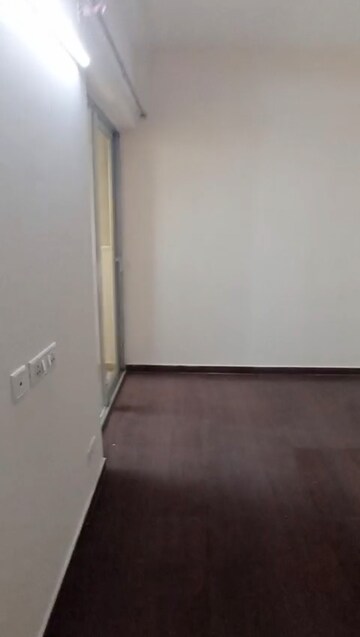 Room in 3 BHK Apartment at GH-7 Crossings Republik, Vijay Nagar – for Rent