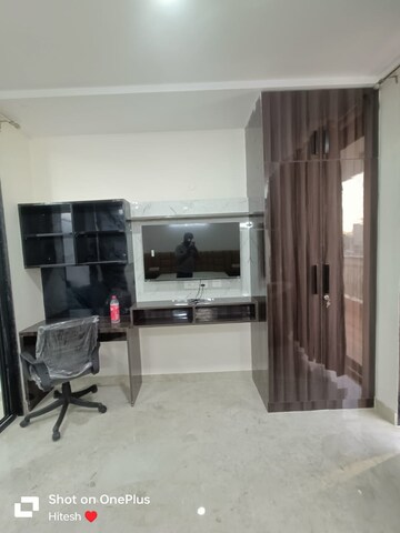 Kitchen in 1 BHK Builder Floor at Sector 51 – for Rent