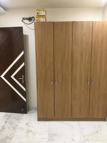 Furnished Amenities in 3 BHK Builder Floor at MVL IPark, Sector 15 – for Rent
