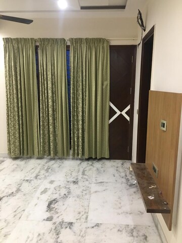 Bedroom in 3 BHK Builder Floor at MVL IPark, Sector 15 – for Rent