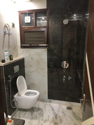 Bathroom in 3 BHK Builder Floor at MVL IPark, Sector 15 – for Rent