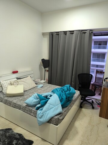 Bedroom in 3 BHK Apartment at Omkar Alta Monte, Malad East – for Rent