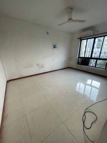 2 BHK Apartment For Sale in Kurla West