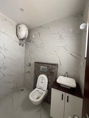 Bathroom in 4 BHK Builder Floor at Dehrakhas – for Sale