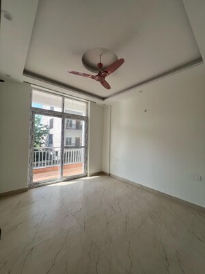 Room in 4 BHK Builder Floor at Dehrakhas – for Sale