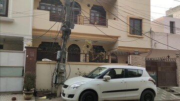 6+ BHK Independent House For Sale in Sector 14