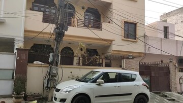 6+ BHK Independent House For Sale in Sector 14