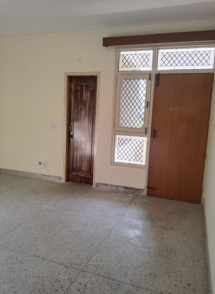 Room, sunrise-apartments-faridabad 3 Bedroom 1650 Sq.Ft. Apartment In Sector 45 Faridabad 8546997