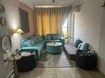 Living Room in 3 BHK Builder Floor at BPTP Parklands, Sector 76 – for Rent