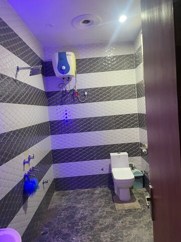 Bathroom in 3 BHK Builder Floor at BPTP Parklands, Sector 76 – for Rent