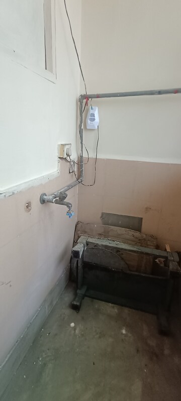 Bathroom in 2.5 BHK Builder Floor at Kalkaji – for Rent