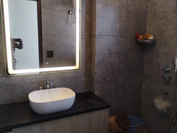 Bathroom in 3 BHK Builder Floor at Sector 14 – for Sale