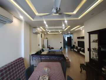 Living Room in 3 BHK Builder Floor at Sector 14 – for Sale
