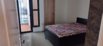 Room in 3 BHK Apartment at Sector 137 – for Rent