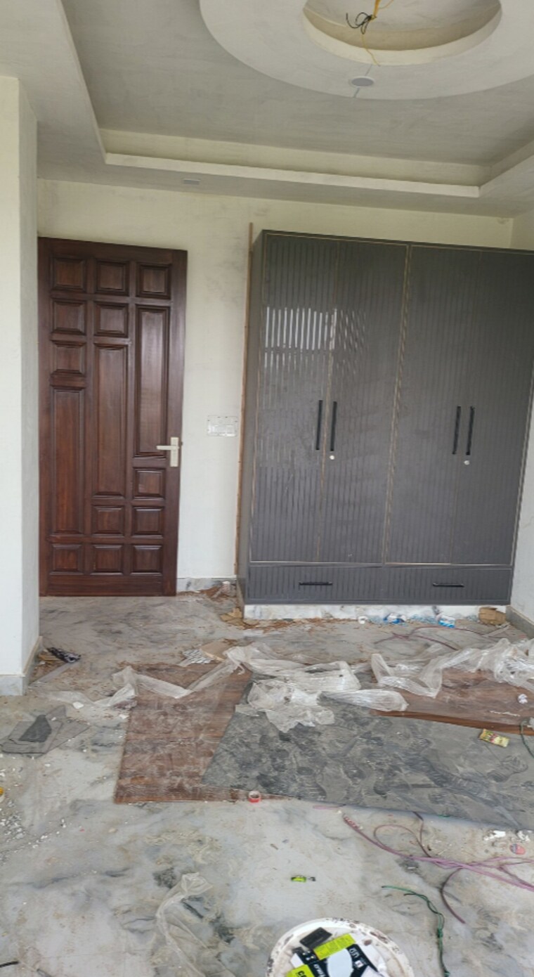 Room, sector 46 3 Bedroom 2500 Sq.Ft. Builder Floor In Sector 46 Faridabad 8547142