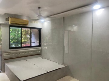Room in 2 BHK Apartment at Kalpak Estate, Wadala – for Rent
