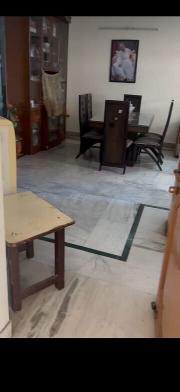 Staircase in 3 BHK Independent House at Sector 37 – for Rent