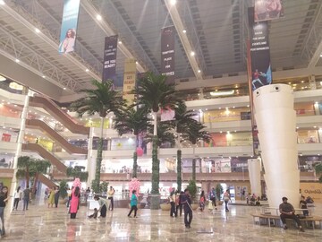  Office Space – Exterior View View at Gaur City Mall, Sector 4, Greater Noida - for Sale