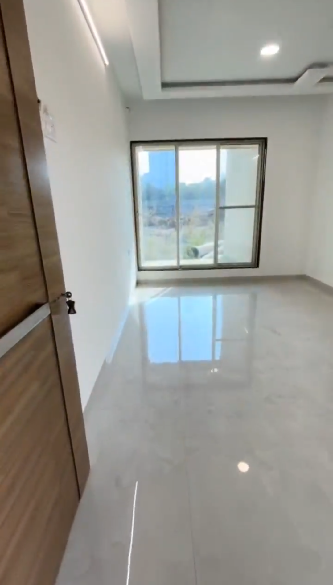 1 BHK + Extra Room Apartment For Sale in Dynamic Crest