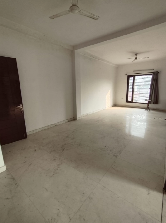 3 BHK + Pooja Room Apartment For Sale in Gayatri CGHS