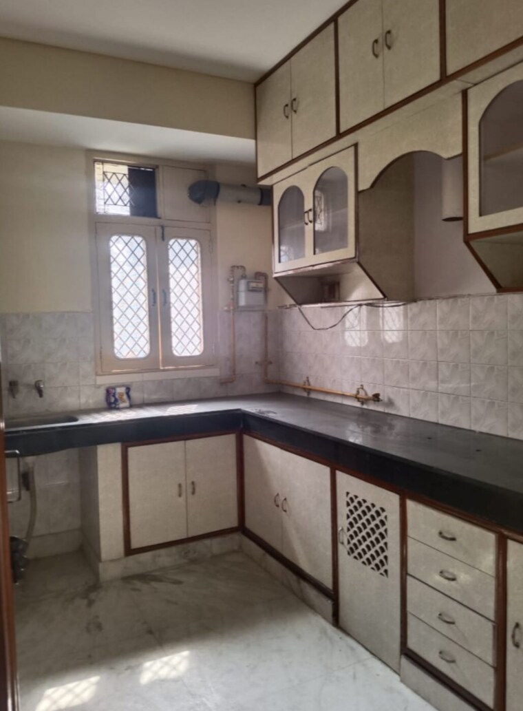 Kitchen, gayatri-cghs 3 Bedroom 1800 Sq.Ft. Apartment In Sector 45 Faridabad 8547396