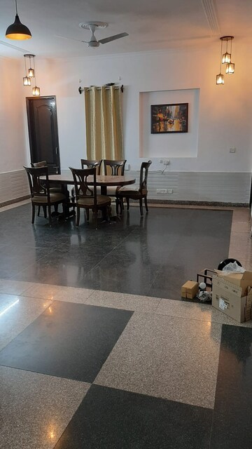 Living Room in 3 BHK Builder Floor at Sector 46 – for Rent