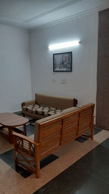 Living Room in 3 BHK Builder Floor at Sector 46 – for Rent
