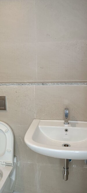 Bathroom in 1 BHK Apartment at Mahindra Happinest Kalyan, Kalyan West – for Sale