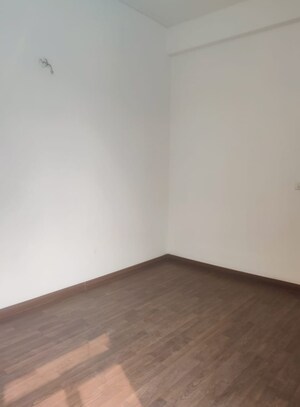 Room in 3 BHK Apartment at Sarvome Shree Homes, Sector 45 – for Sale