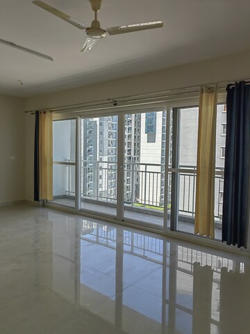 3 BHK Apartment For Rent in SJR Blue Waters, Off Sarjapur Road