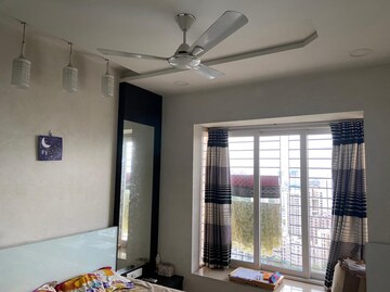Bedroom in 3 BHK Apartment at Dosti Group Imperia, Manpada – for Rent