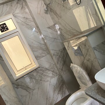 Bathroom in 4 BHK Builder Floor at Sector 23 – for Rent