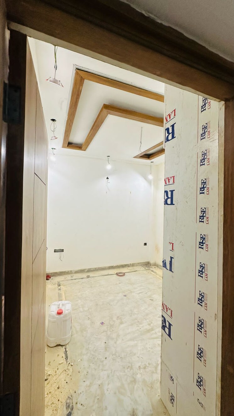 Bathroom, sector 1 vaishali 2 Bedroom 90 Sq.Mt. Builder Floor In Sector 1 Vaishali Ghaziabad 8548093