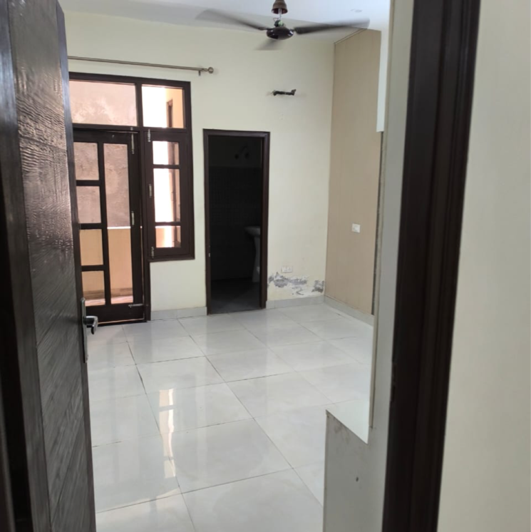 Room, patiala road 3 Bedroom 1651 Sq.Ft. Builder Floor In Patiala Road Zirakpur 8548193