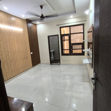 Bedroom in 3 BHK Builder Floor at Patiala Road – for Rent