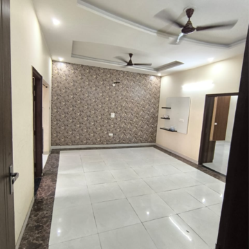 Living Room in 3 BHK Builder Floor at Patiala Road – for Rent