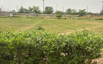 Plot For Sale in BPTP Amstoria, Sector 102